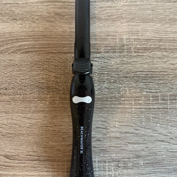 Beachwaver B-Series Ceramic Rotating Curling Iron, 1.25" Barrel, Black Glitter - Picture 6 of 8